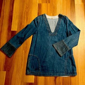 Free People Denim mini dress/tunic bell sleeves and pockets deep v collar